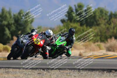 media/Nov-06-2022-SoCal Trackdays (Sun) [[208d2ccc26]]/Turn 7 Set 2 (1050am)/